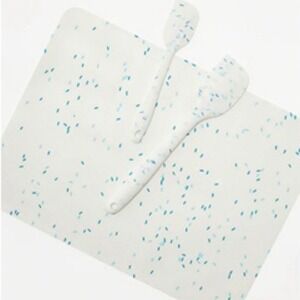 Chic & Tonic 3 Piece Silicone Baking Set White Blue Mat Spatulas CHI-HO-006‎ NIB